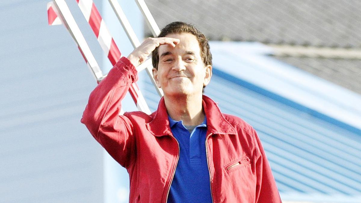 Manuel de la Calva durante una actuación en Asturias.