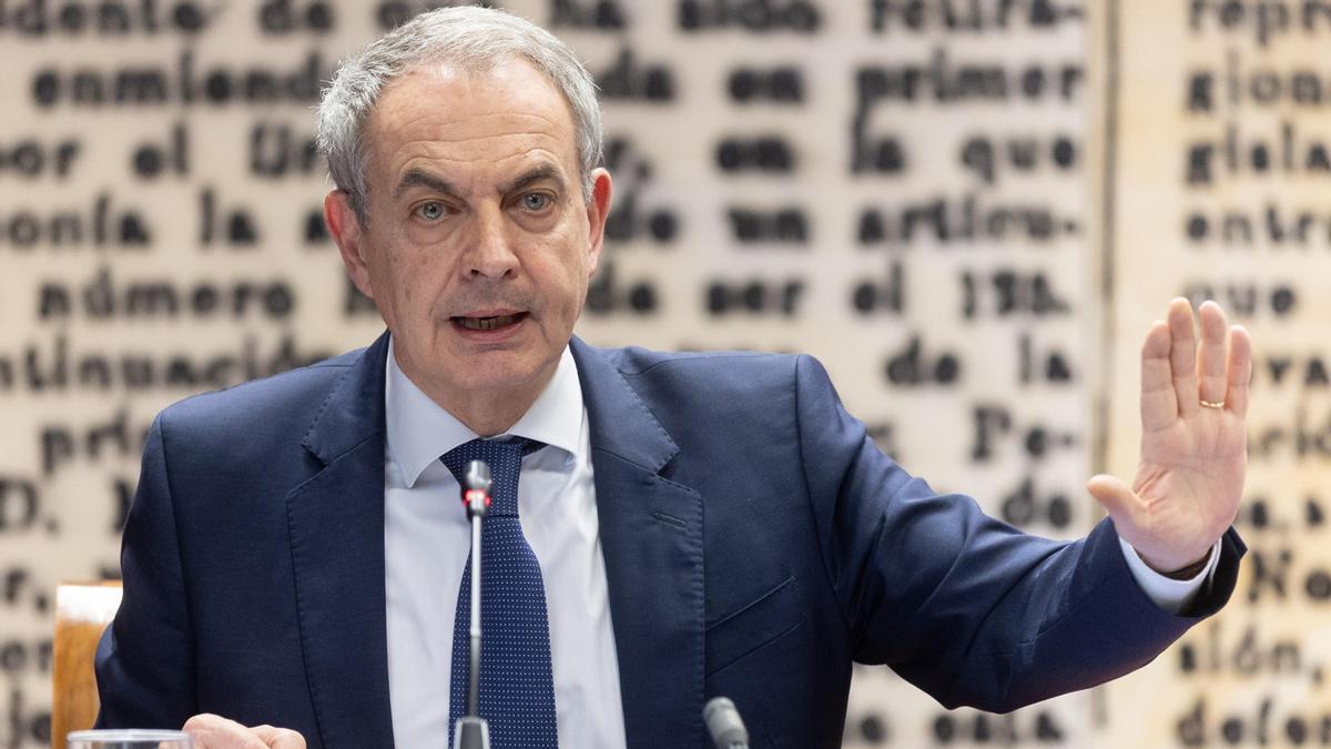 El expresidente José Luis Rodríguez Zapatero, durante su comparecencia en la comisión de investigación del 'caso Koldo' en el Senado.