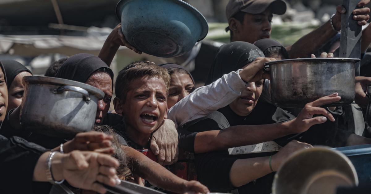 Cada persona que busca alimento es una diana: así funciona la masacre del hambre en Gaza