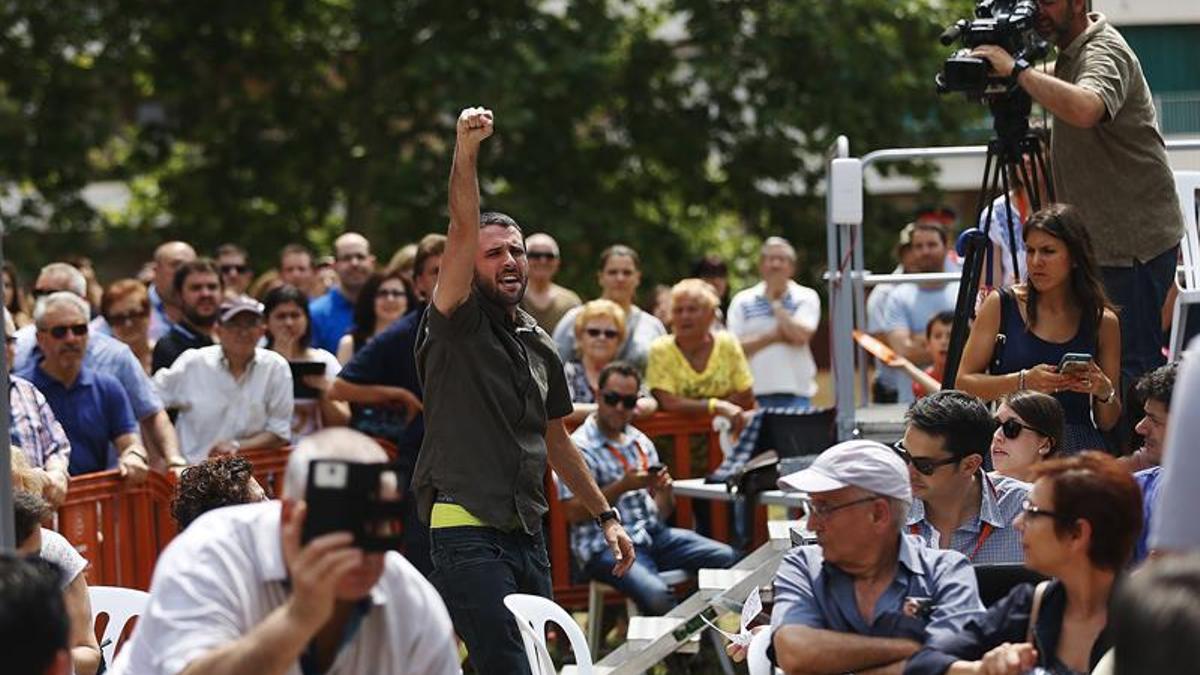 Intentan boicotear un mitin de Albert Rivera en Barcelona al grito de independencia