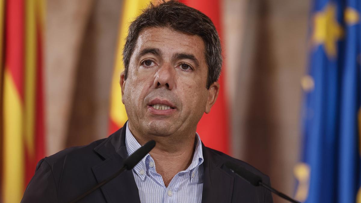 Mazón envía a la comisión de investigación de la dana un listado de 26 llamadas suyas del 29-O