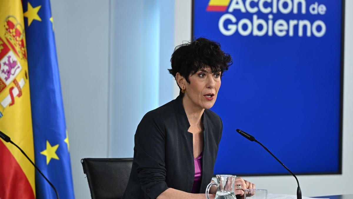La ministra de Inclusión, Seguridad Social y Migraciones y portavoz del Gobierno, Elma Saiz, este martes en el Palacio de la Moncloa, en Madrid.