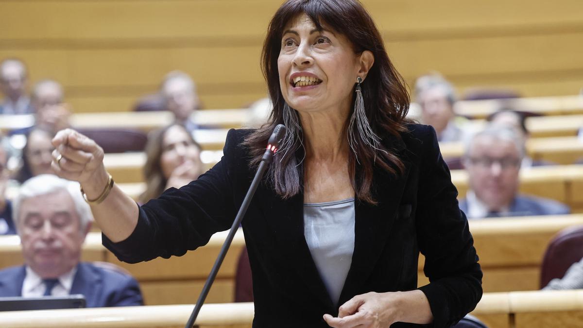 La ministra de Igualdad, Ana Redondo, en la sesión de control al Gobierno en el Senado.