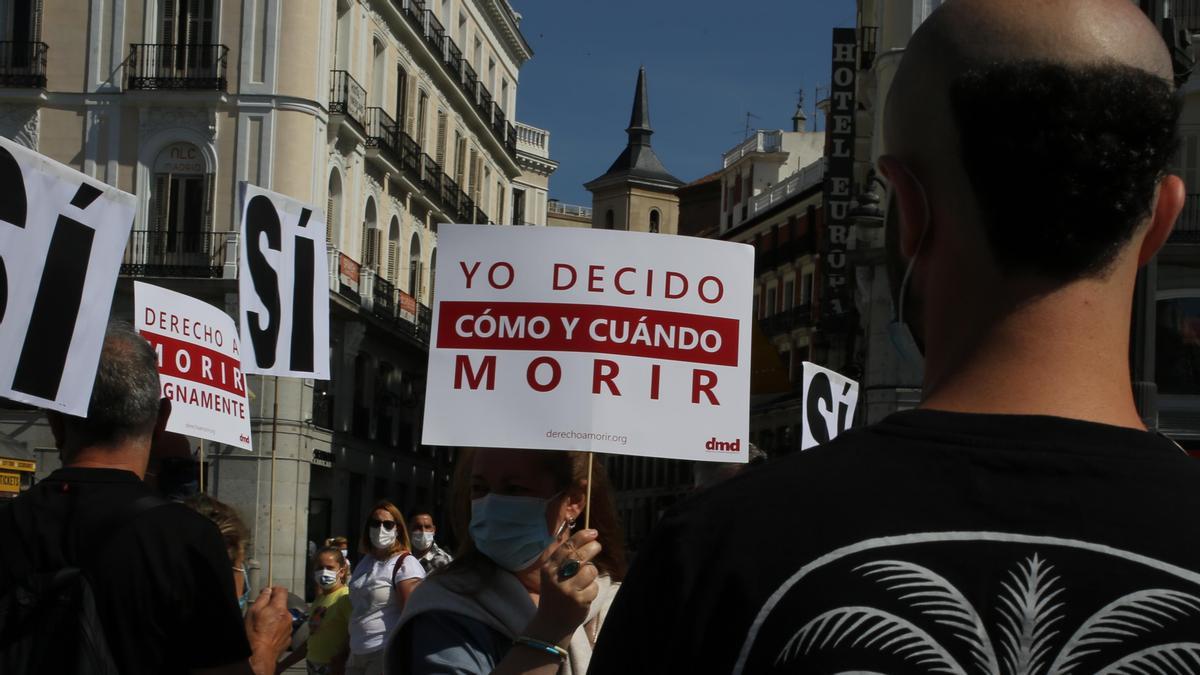 La Fiscalía defiende ante el Supremo que un familiar se oponga a la eutanasia si hay vínculo 