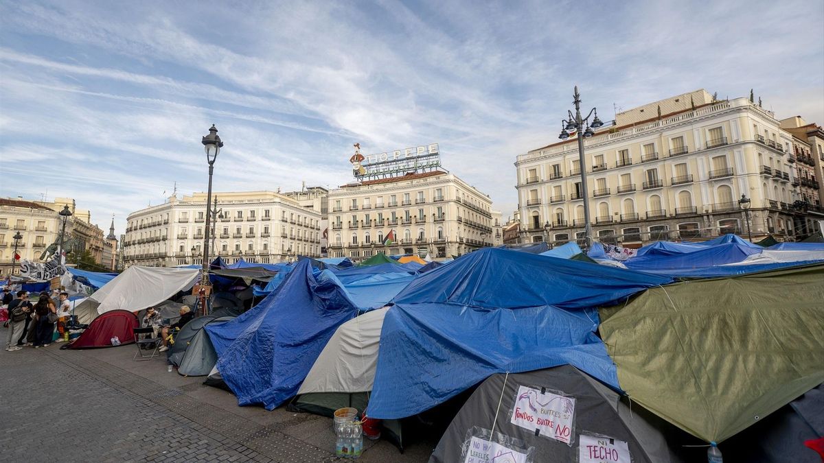 La Justicia rechaza el desalojo de la acampada de Sol solicitado por Ayuso