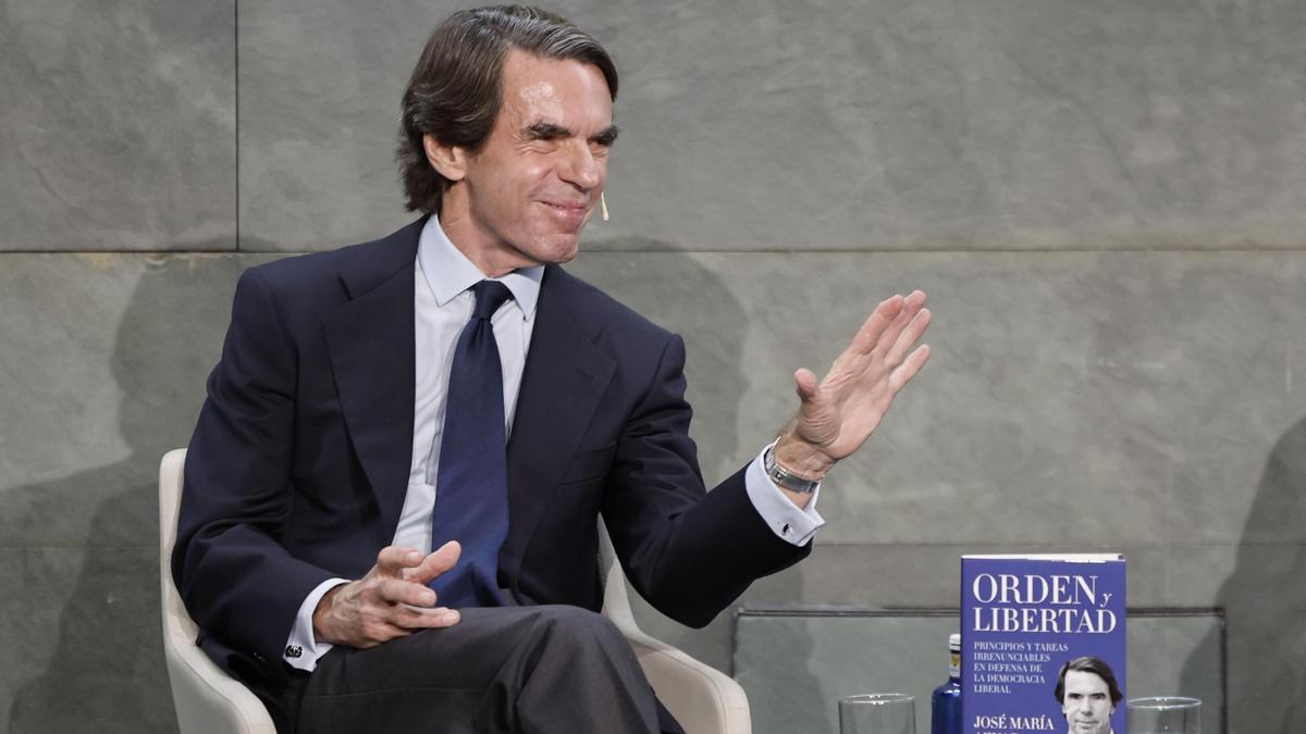 El expresidente del Gobierno José María Aznar presenta su nuevo libro 'Orden y libertad', este jueves en Madrid.