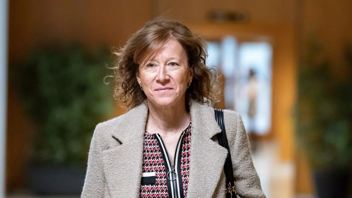 La subgobernadora del Banco de España, Margarita Delgado, a su llegada a una reunión con el gobernador del Banco de España, las patronales bancarias AEB, CECA y Unacc y asociaciones de usuarios financieros y de mayores, en la sede del Ministerio, a 18 de diciembre de 2023, en Madrid (España).