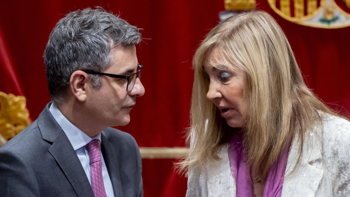 El ministro de Presidencia y Justicia, Félix Bolaños, junto a la presidenta del CGPJ, Isabel Perelló, el pasado mayo.