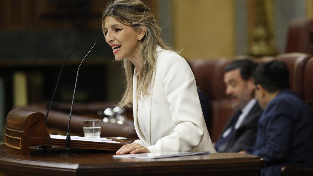 Podaljšan roditeljski in starševski dopust v Španiji po dogovoru med PSOE in Sumar