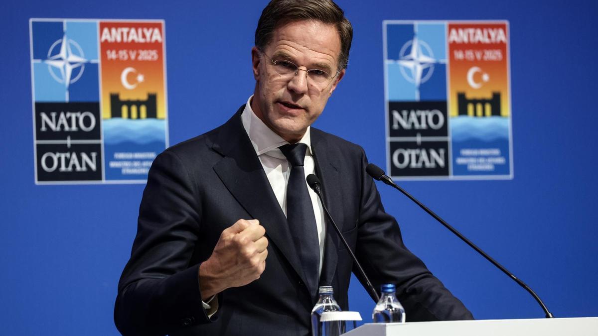 El secretario general de la OTAN, Mark Rutte, en una reunión informal en Turquía