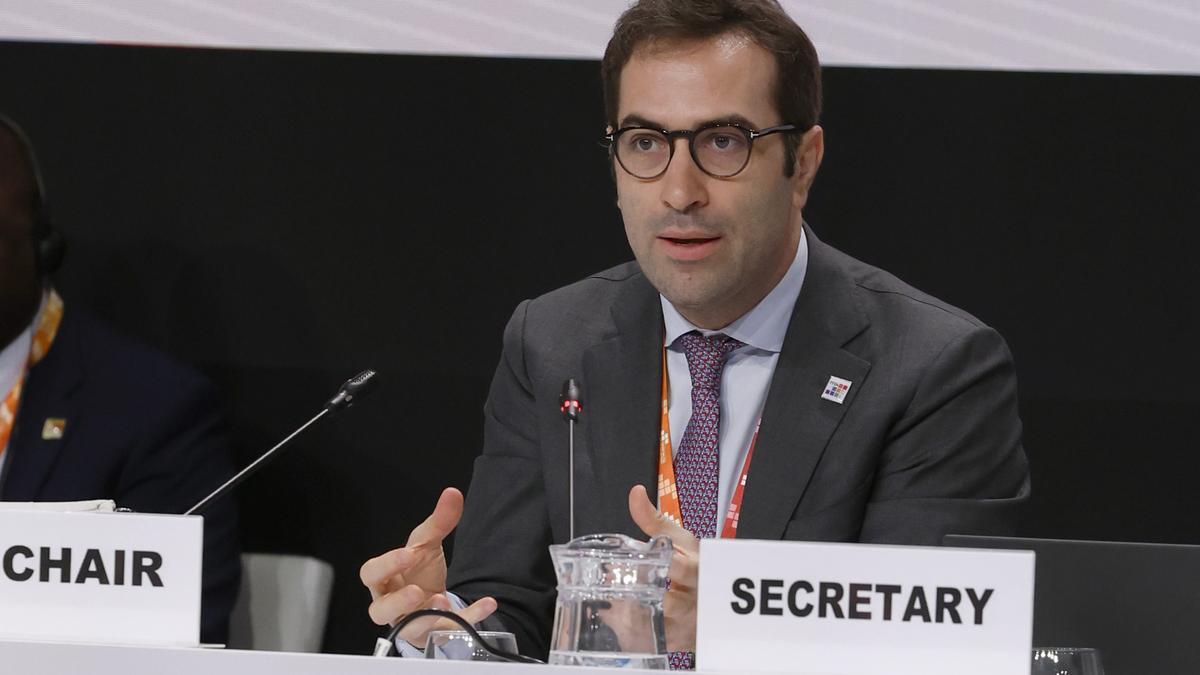 El ministro de Economía de España, Carlos Cuerpo, interviene durante la IV Conferencia de la ONU sobre Financiación al Desarrollo este jueves en Sevilla.
