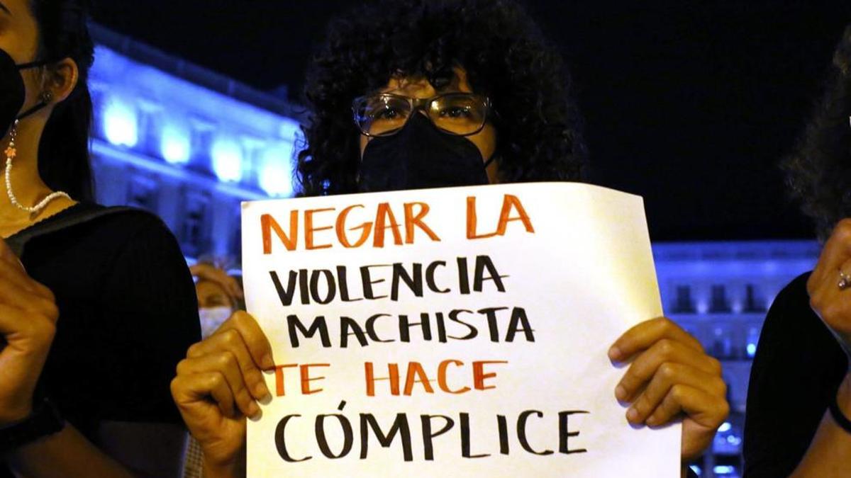 Manifestación feminista en Sol