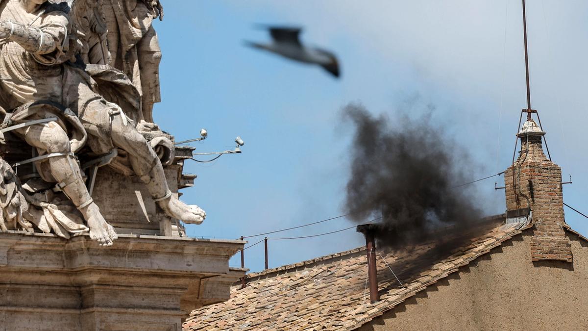 Cuenta atrás para la tercera fumata en Roma y saber si hay acuerdo para elegir al nuevo papa