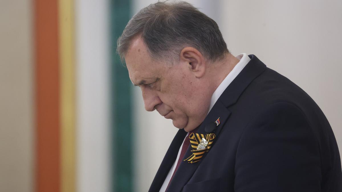El líder serbobosnio Milorad Dodik asiste a una reunión en el Kremlin de Moscú, Rusia, el 9 de mayo de 2026.