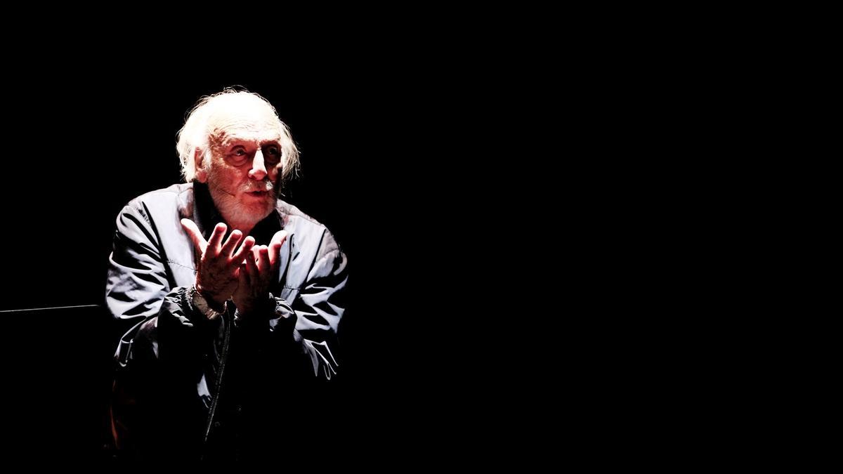 El actor Héctor Alterio durante la presentación de la obra 'Como hace 3000 años' en los Teatros del Canal