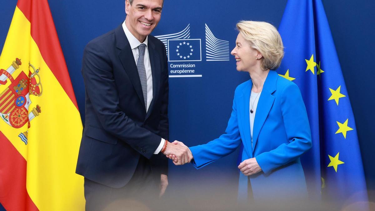 La UE cuenta con lenguas oficiales con menos hablantes que el catalán, el gallego o el euskera