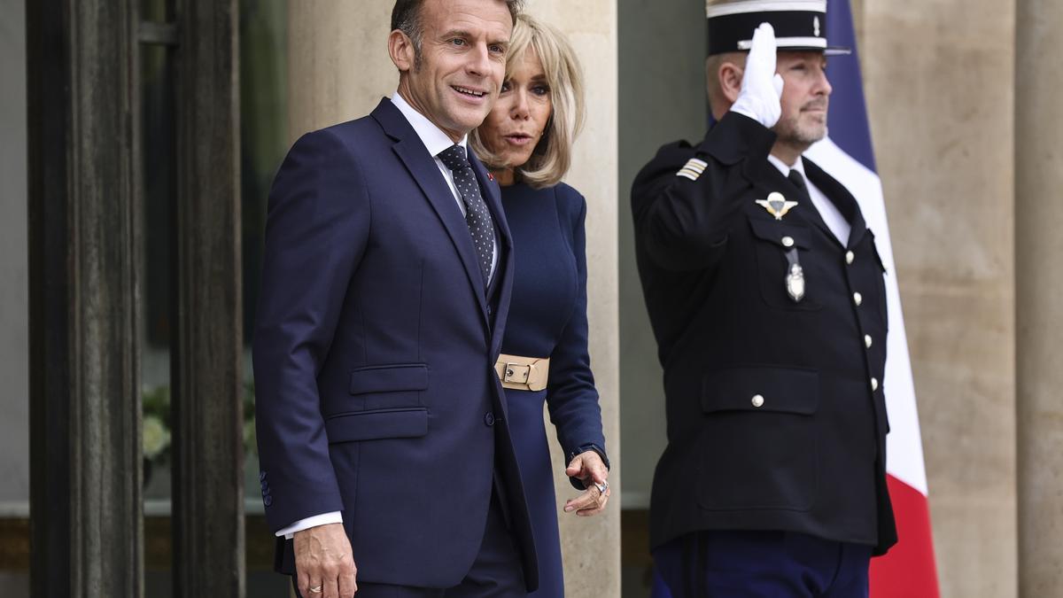 Macron anuncia un servicio militar voluntario de 10 meses de duración a partir de 2026
