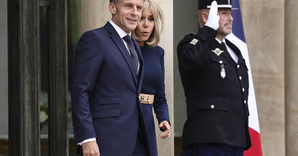 Macron descarta adelantar las elecciones tras recibir a los grupos políticos moderados