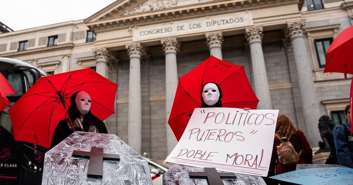 El movimiento feminista reclama una ley para abolir la prostitución en España