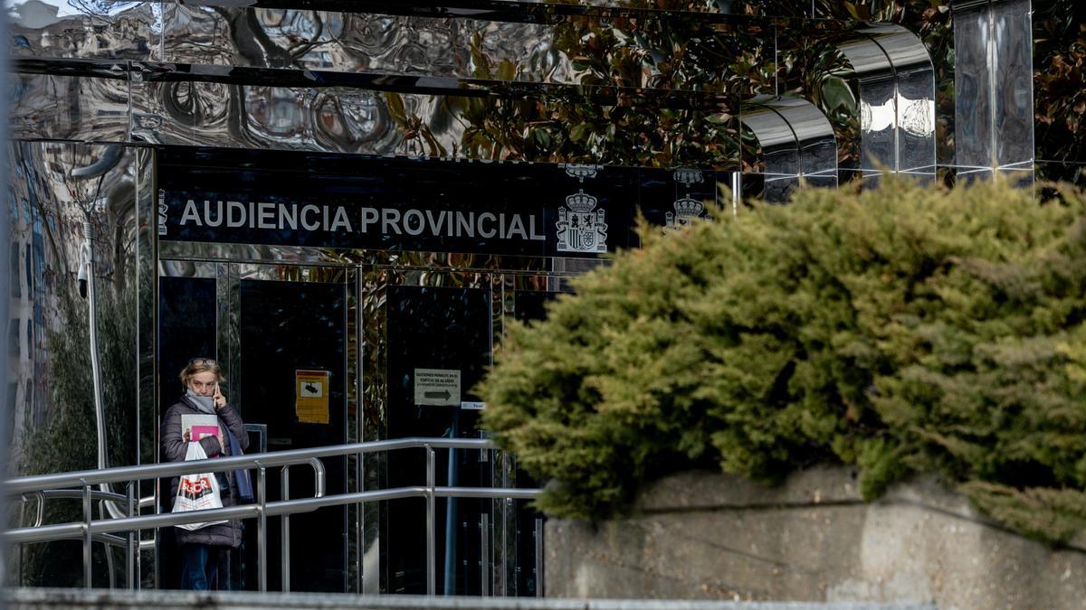 Jueces, puñetas y tontos de capirote