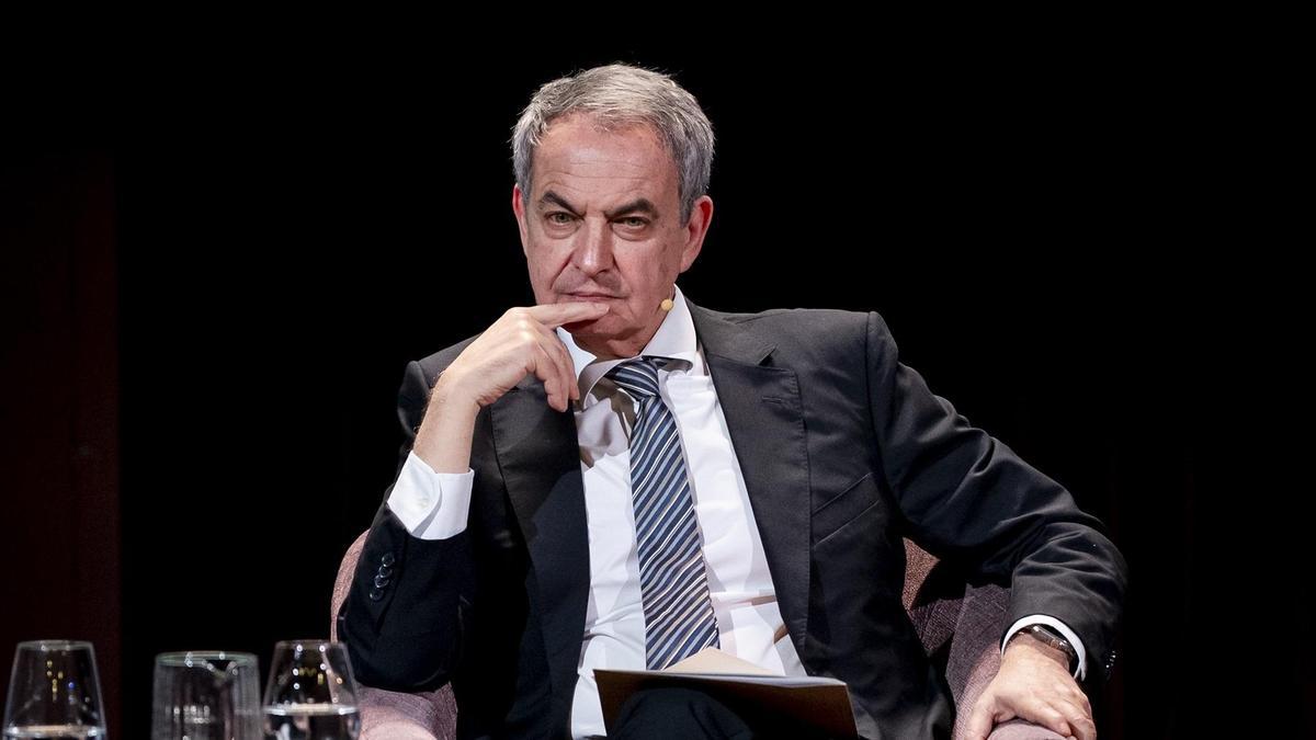 El expresidente del Gobierno José Luis Rodríguez Zapatero interviene en un acto, en el Ateneo de Madrid, a 3 de febrero de 2026.