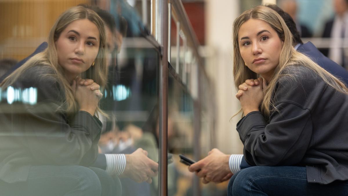 La diputada del PP, Noelia Núñez, durante un pleno en la Asamblea de Madrid, a 3 de abril de 2025, en Madrid (España).