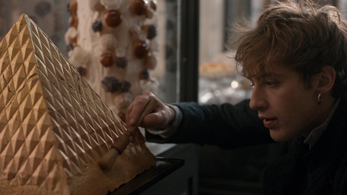 Benjamin Voisin en 'Carême, chef de reyes' de Apple TV+.