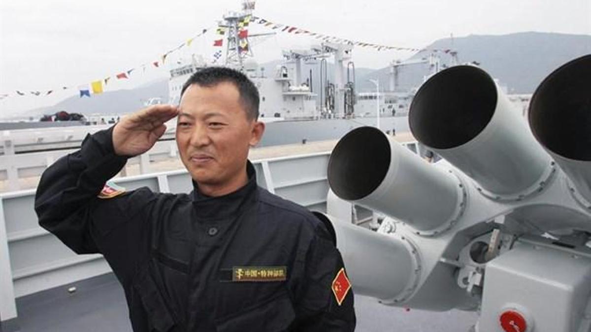 China comienza a enviar soldados a su primera base militar en África