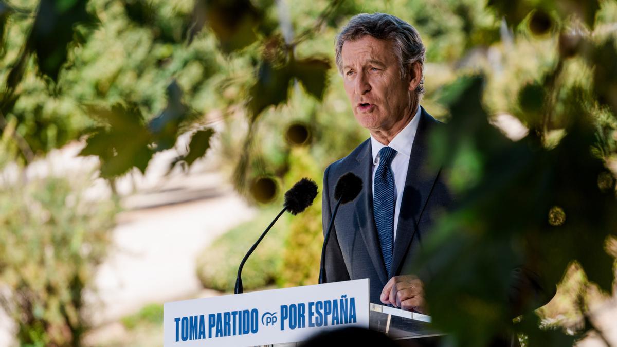 Feijóo planta al rey y no asistirá a la apertura del año judicial por acudir a un acto con Ayuso