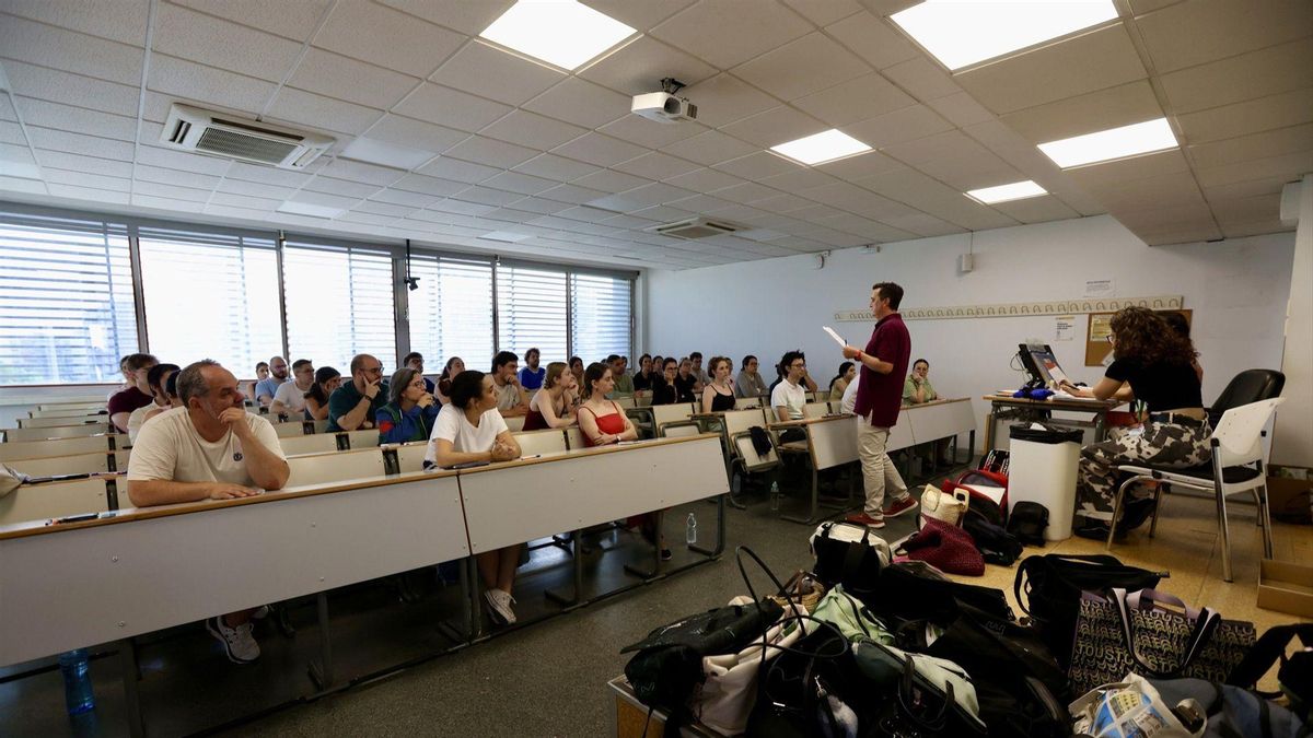 Centro de coordinación de las oposiciones docentes de Andalucía, a sábado 20 de junio de 2026, en Sevilla.