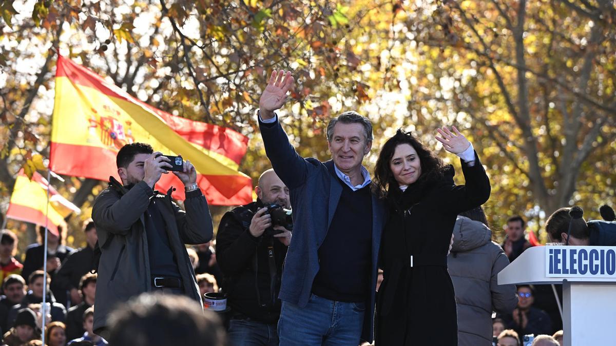 “El sanchismo es corrupción institucional y moral