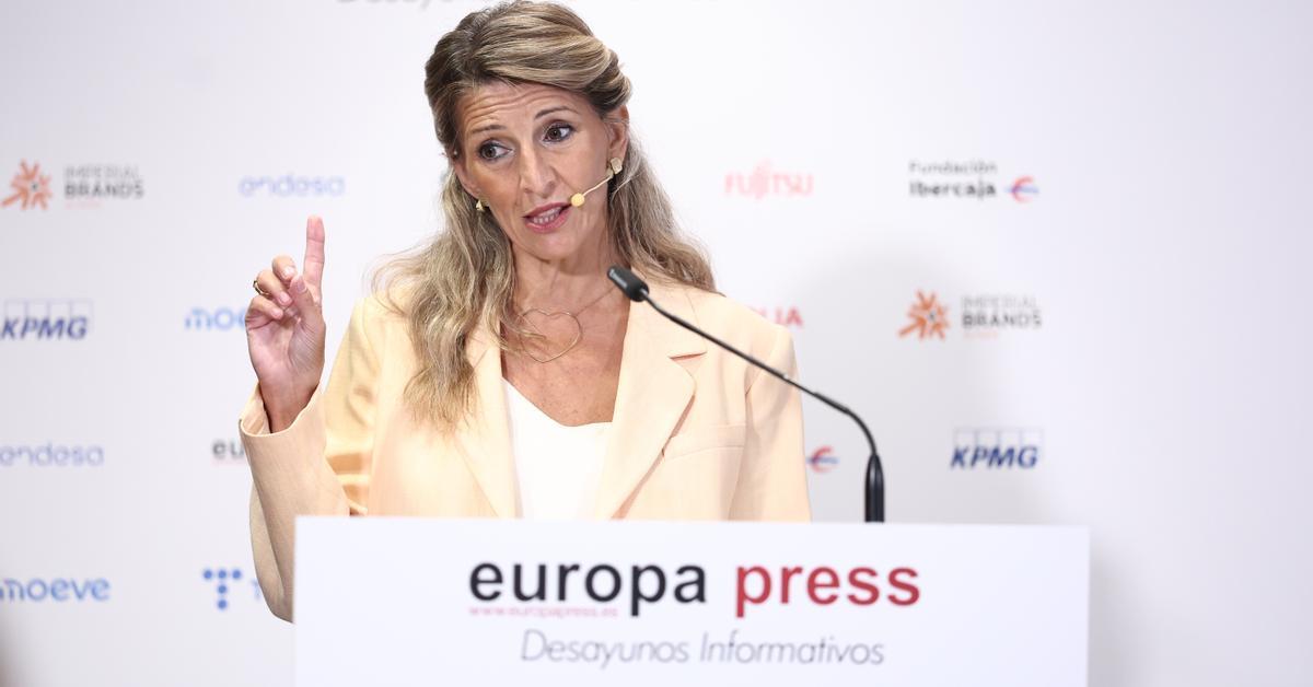 Yolanda Díaz anuncia la ampliación del permiso laboral por fallecimiento de familiar hasta 10 días