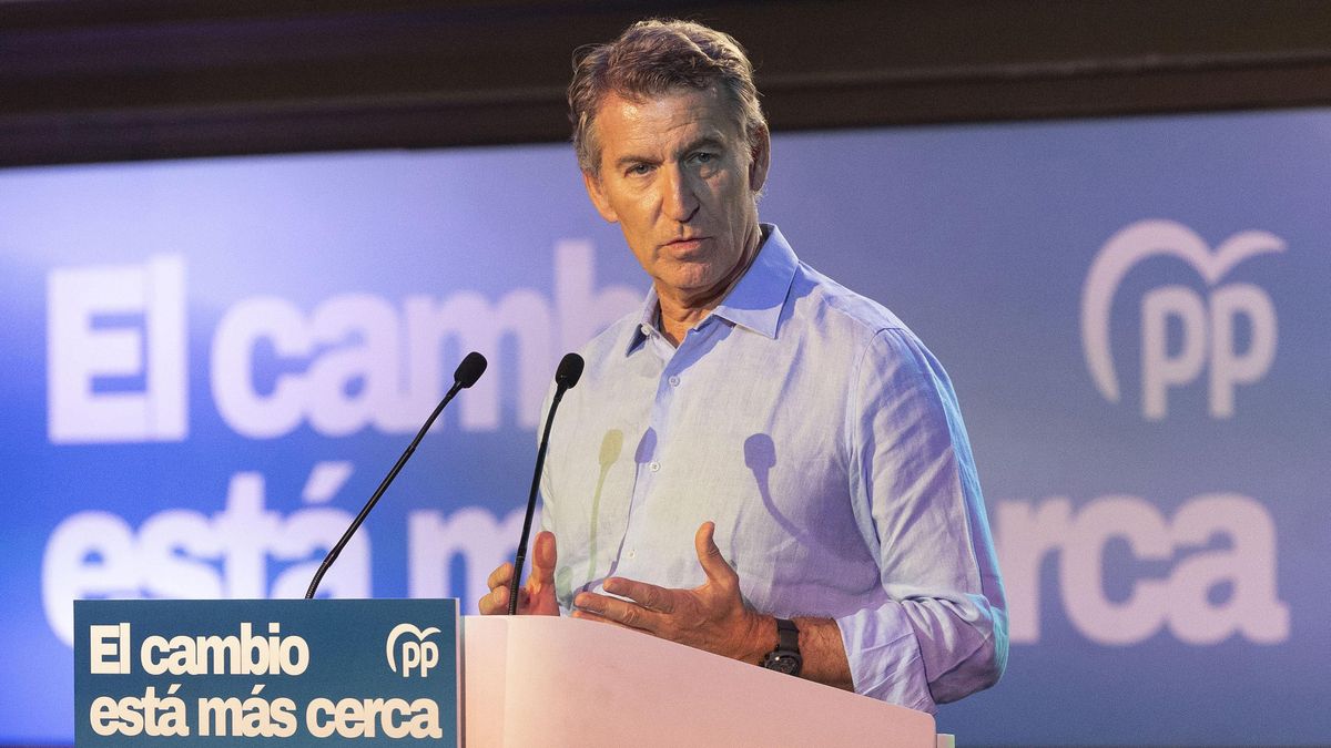 Alberto Núñez Feijóo, interviene durante la clausura del II Foro de Diputaciones, Cabildos y Consells del Partido Popular.