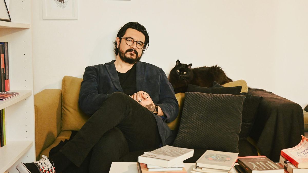 El escritor mexicano Eduardo Ruiz Sosa.