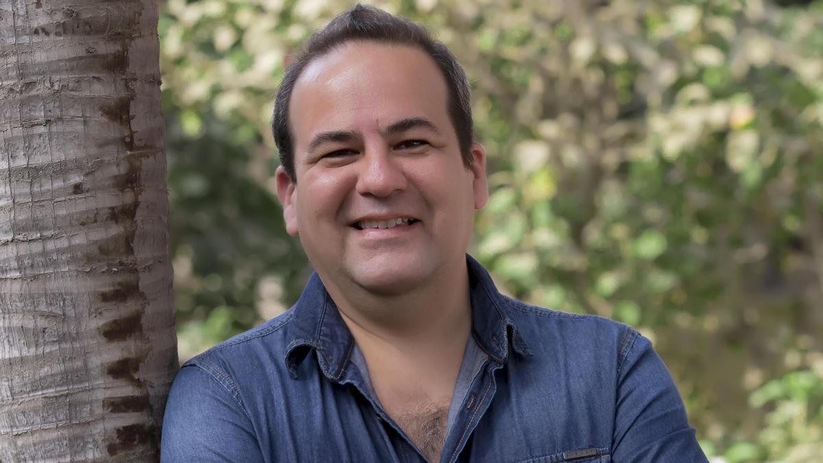 El escritor Jorge Quispe Correa