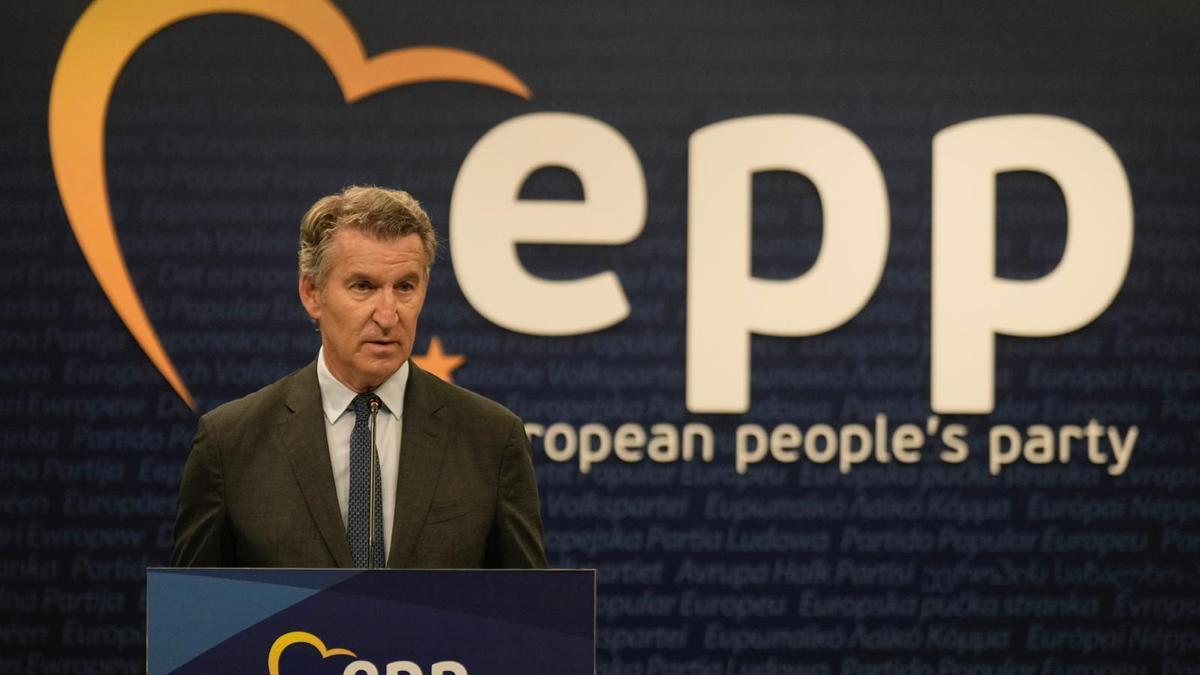 El líder del PP, Alberto Núñez Feijóo, en una cumbre del PP europeo
