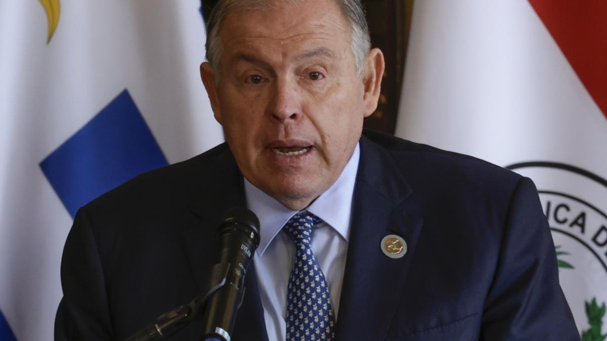 El canciller argentino Gerardo Werthein dimite a pocos días de unas legislativas claves para Milei