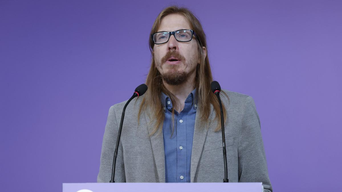 Pablo Fernández, portavoz de Podemos, en rueda de prensa