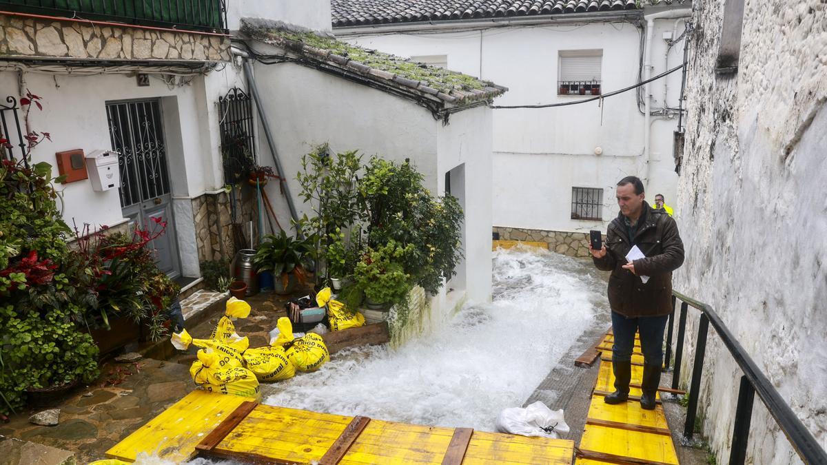 La localidad gaditana de Ubrique durante la borrasca Leonardo.