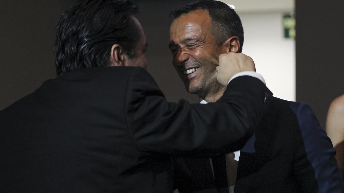 Jorge Mendes, acusado de fraude fiscal por la Fiscalía portuguesa tras las revelaciones de 'Football Leaks'