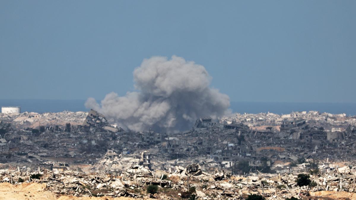 Albares dice que es cuestión de días la aprobación de decreto de embargo de armas a Israel