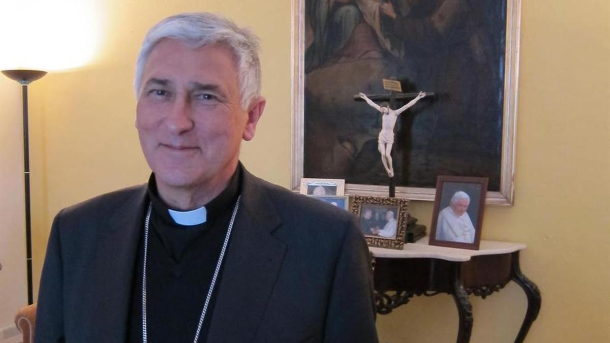 El obispo de Cádiz y Ceuta, Rafael Zornoza