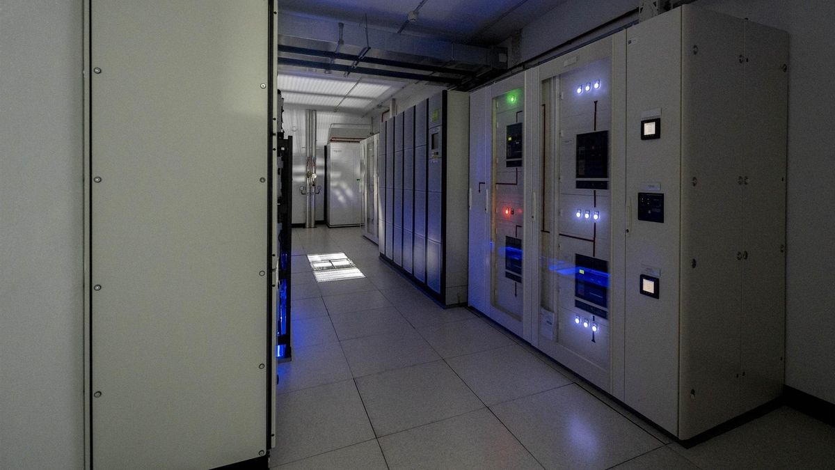 Los centros de datos de Amazon en Aragón esquivan su tributación municipal y no compensan su impacto