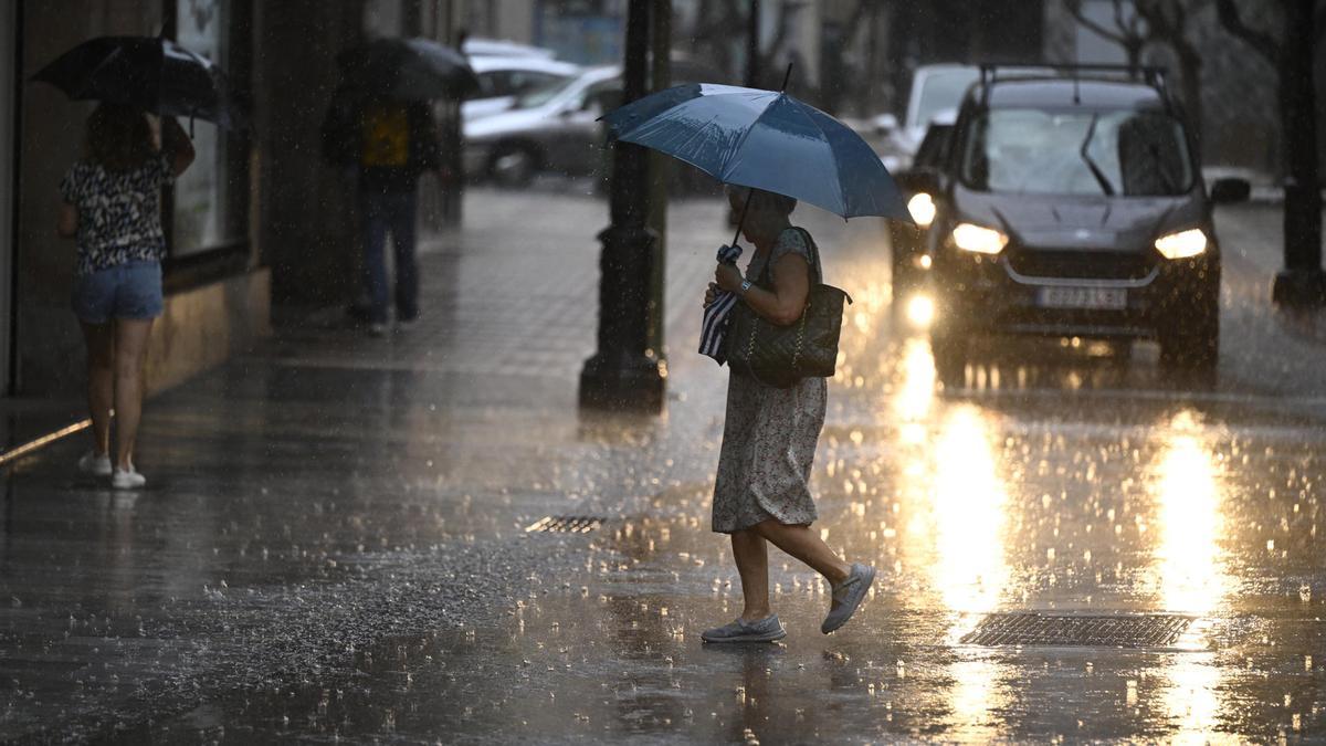 Una dana llega al este de España con lluvias y vientos fuertes
