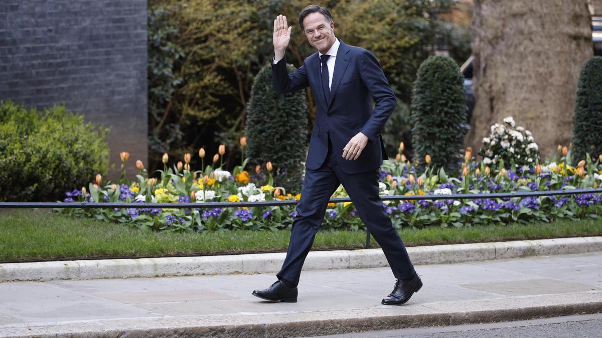El secretario general de la OTAN, Mark Rutte, llega a Downing Street en Londres.