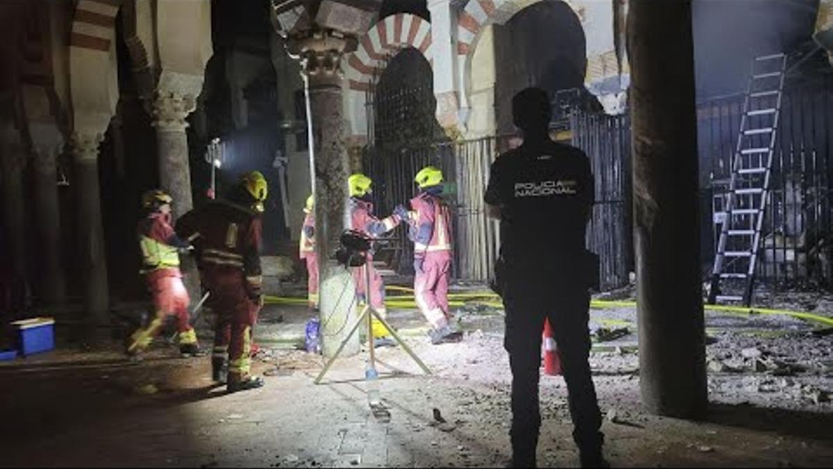 Balance del incendio en la Mezquita de Córdoba: una capilla colapsada y dos afectadas