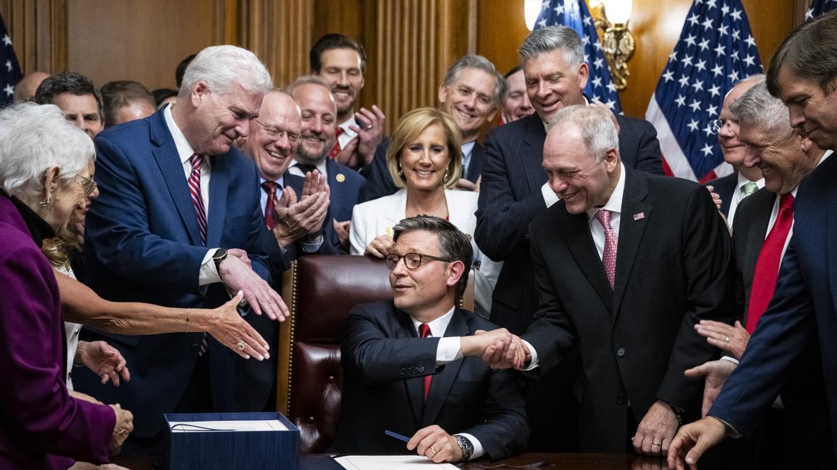 Donald Trump legisla contra sus propios votantes de las zonas rurales para beneficiar a los más ricos