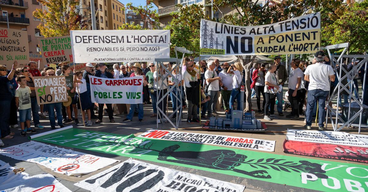La España rural marcha en Madrid para denunciar su abandono y el recorte de servicios públicos