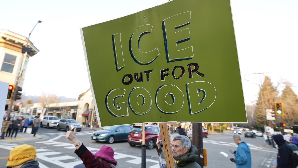 Protestas contra las redadas a migrantes en Mineápolis.