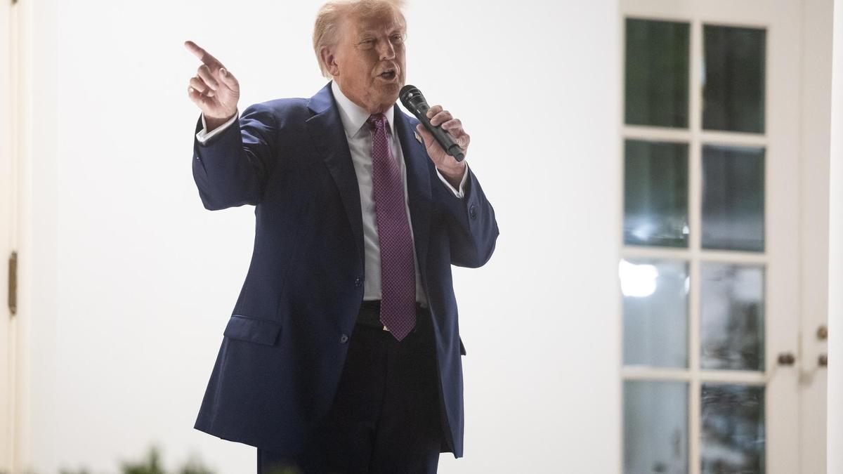 Trump se revuelve contra la multa de Bruselas a Google y advierte que no permitirá sanciones